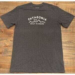 Patagonia Men’s M Graphic T-Shirt Built to Endure Charcoal Gray Mountain Tee